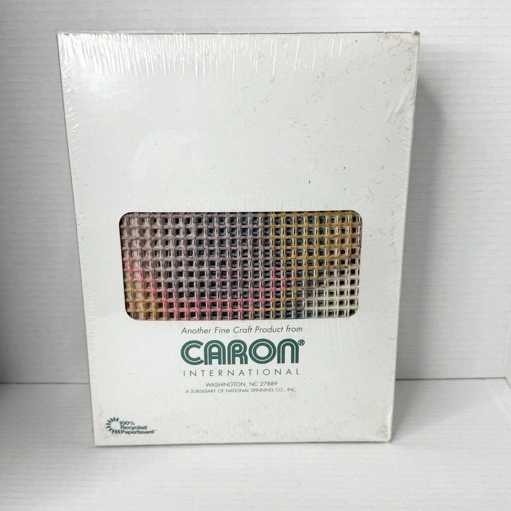 Vintage Caron WonderArt Latch Hook Rug Kit Teddy Bear with Heart 20